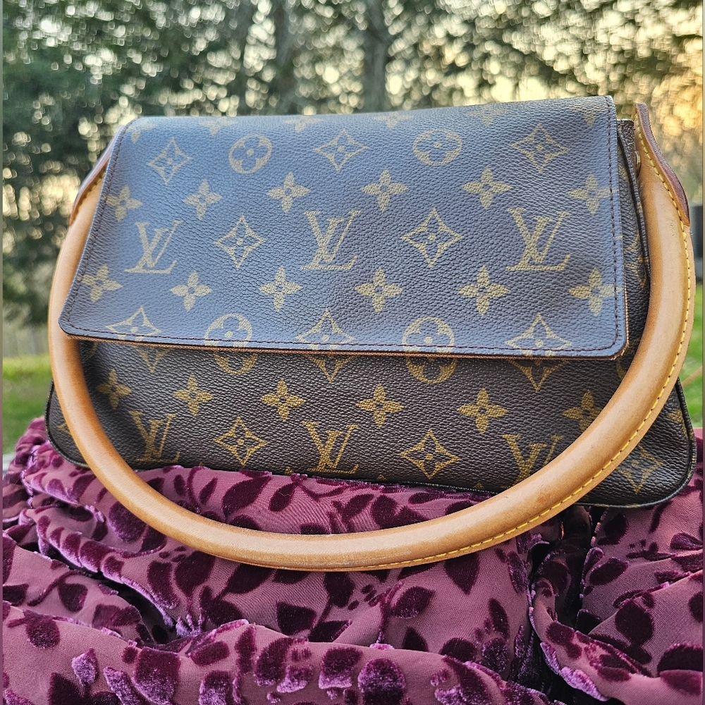 Y2K NOS NWT Mini Looping LV Louis Vuitton Purse, bag, shoulder - Picture 5 of 17